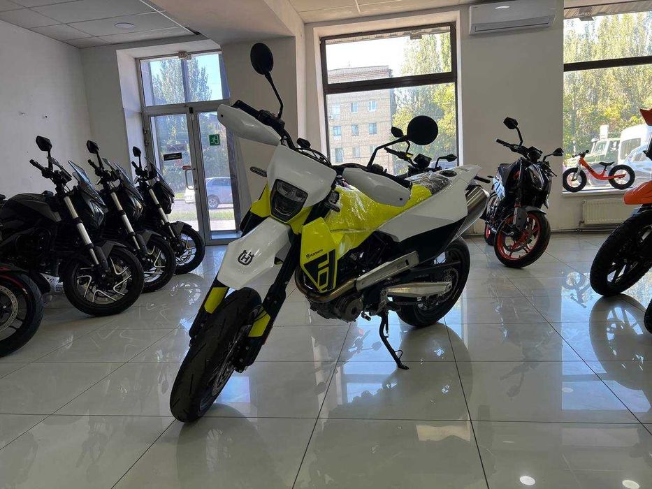 Husqvarta 701 SM Supermoto
