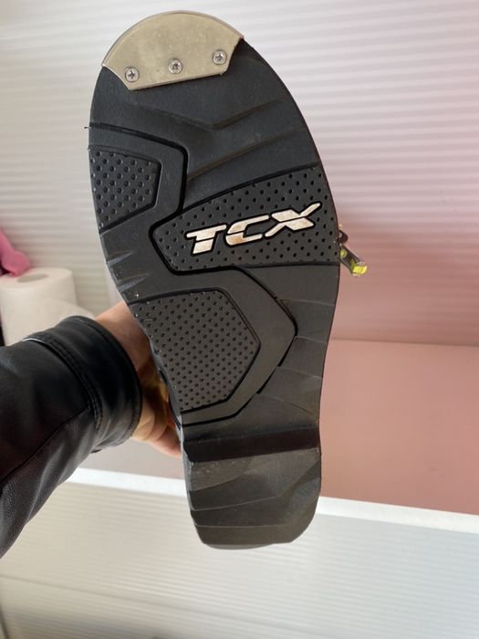 Botas TCX novas (41)