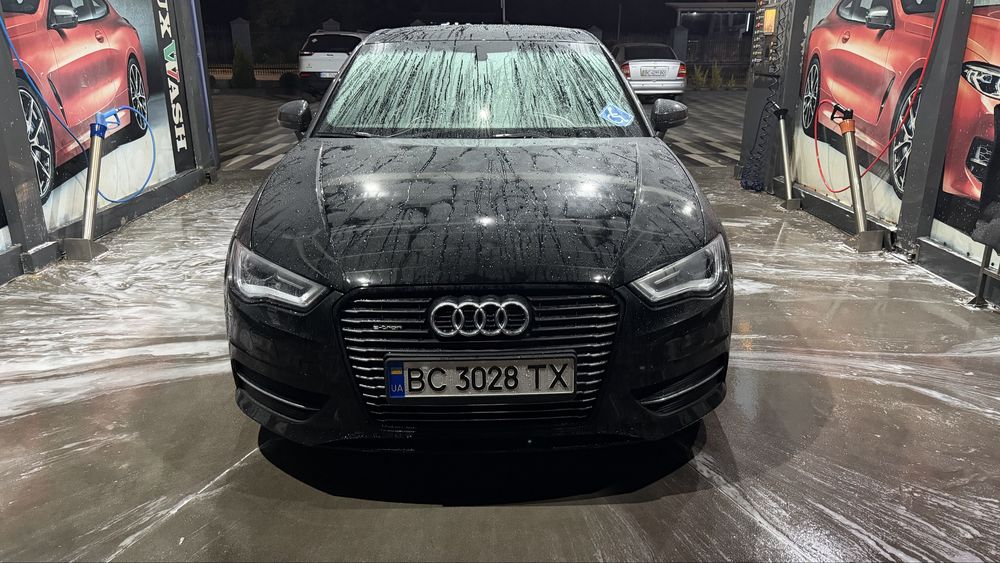 Audi A3 e-tron 2016 • 1.4 TFSI Plug-in Hybrid • 157 890 км