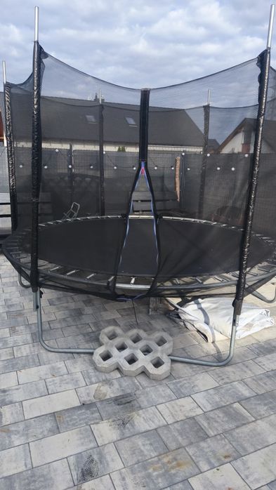 Sprzedam trampolinę 3m