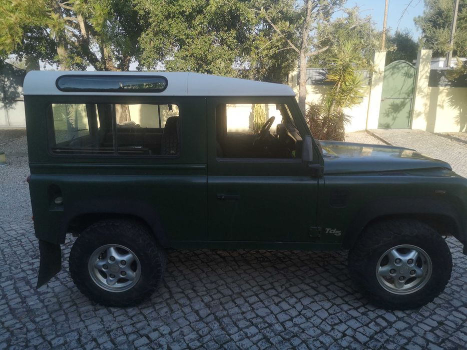 Defender 90 TD5 Ano 2000 - Um só Dono