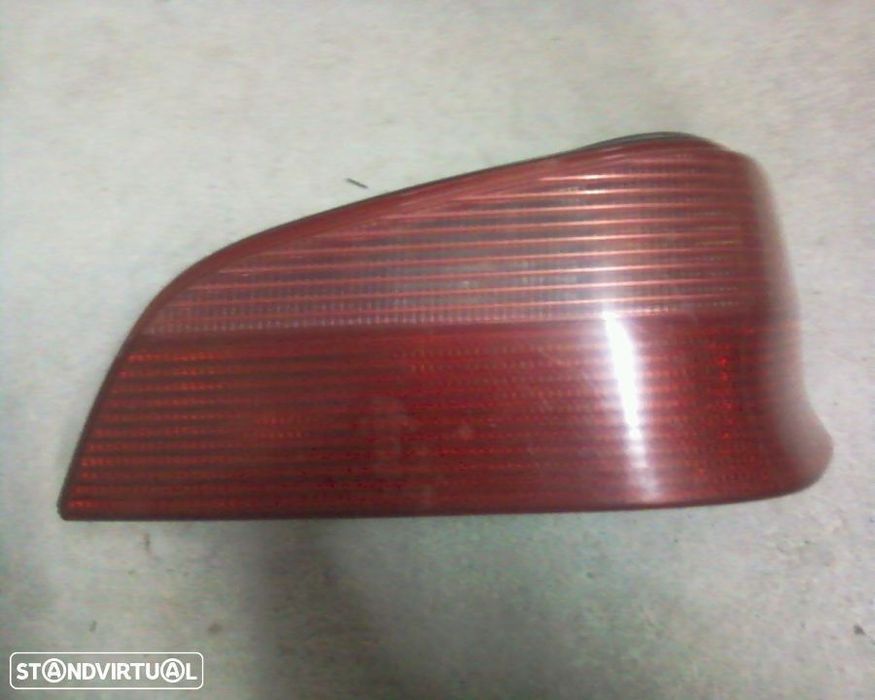 farolim stop peugeot 106 II