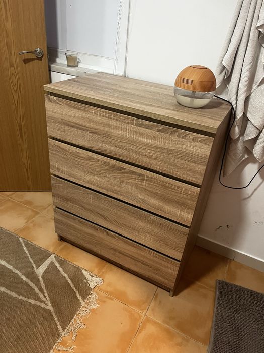 Cómoda 4 gavetas Jynk