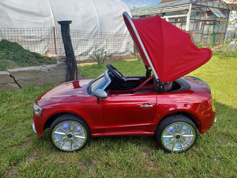 Audi RS5 na akumulator z daszkiem funkcja bujania miękkie siedzenie