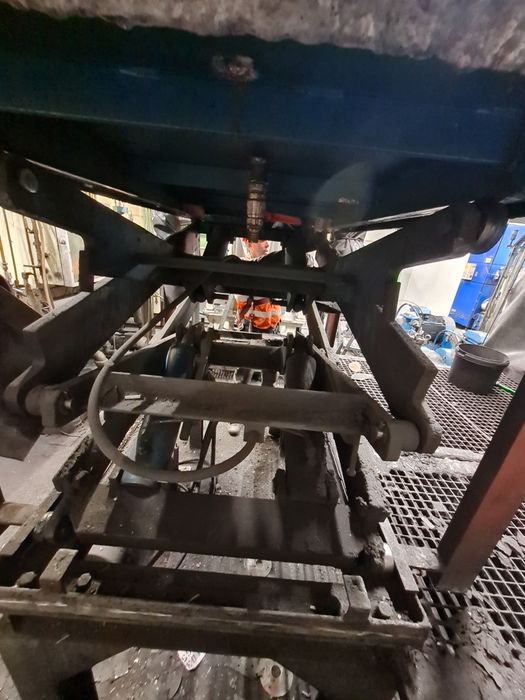 Stół nozycowy podnosnik hydrauliczny