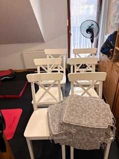 stół rozkładany z 6 krzesłami