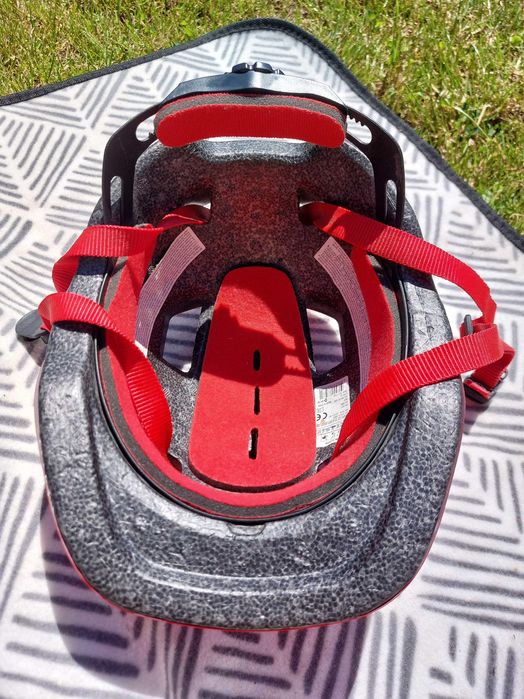 Kask  dziecięcy  B'TWIN XS