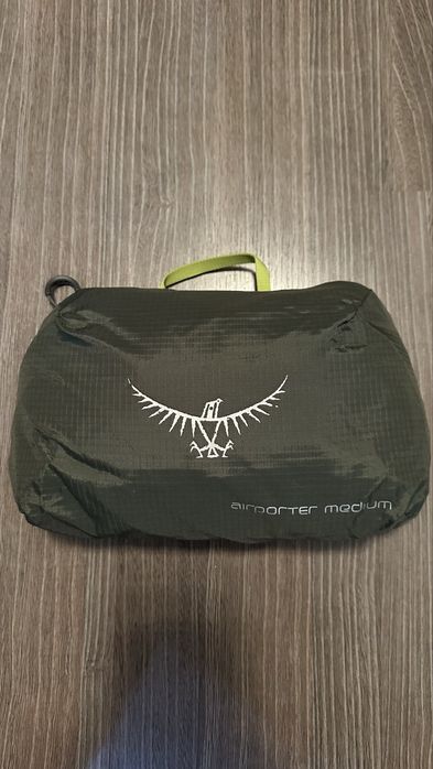 OSPREY Airporter Medium