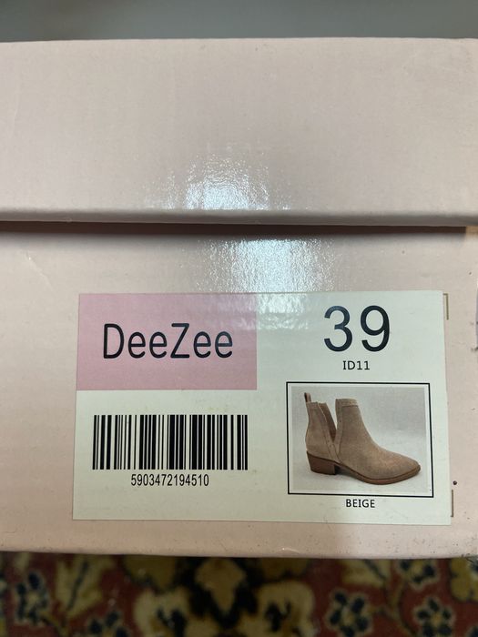 Botki firmy DeeZee