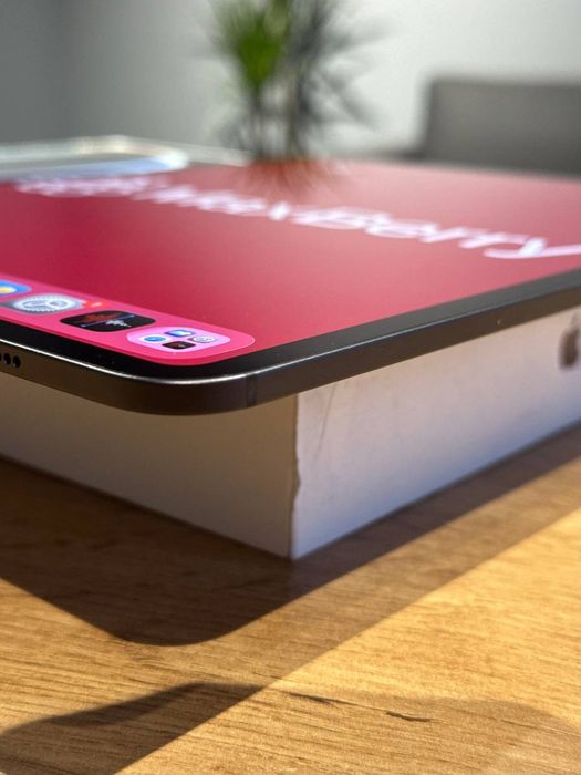 iPad Pro 13 2024 m4 256gb WiFi Space Black !! Гарантія від магазину !!