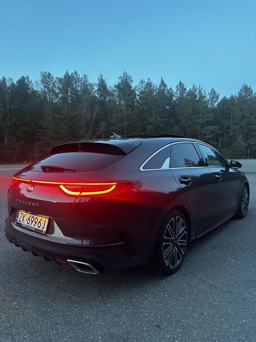 Wynajem aut wypożyczalnia samochodów Słupsk Audi Bmw Jaguar Kia SUV