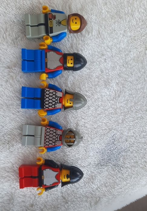 Lego castle figurki