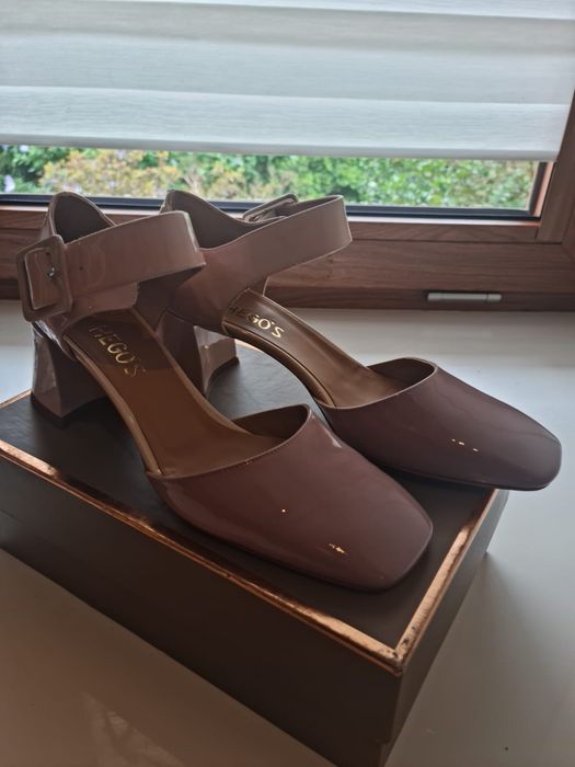 Nowe czółenka Hegos Milano r.40