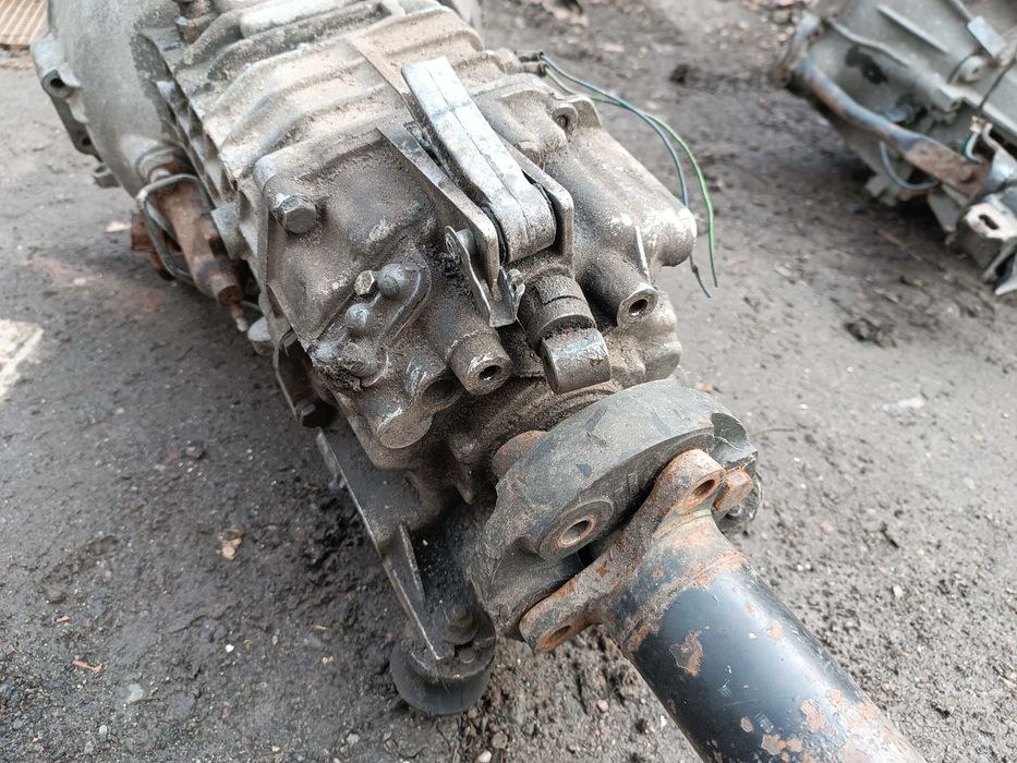 Коробка передач БМВ Е32 BMW E32 3.0 260