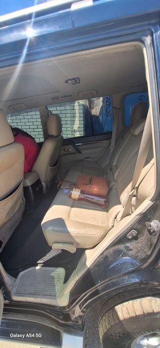 Mitsubishi Pajero wagon