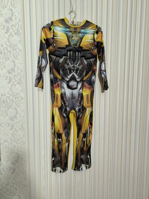 Карнавальний костюм Бамблбі трансформера автоботи робот