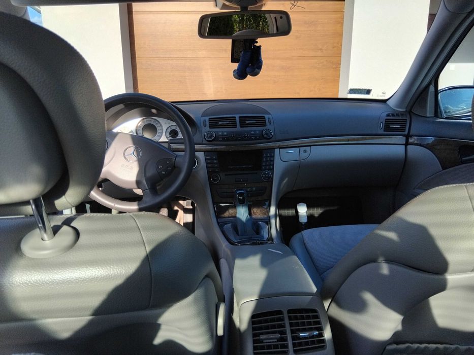 Mercedes-Benz W211  salon Polska 1 ręce w rodzinie