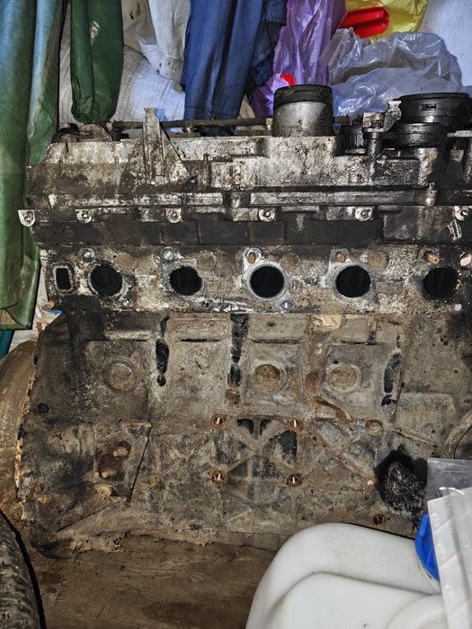 Продам двигун 2.7cdi  мл 270