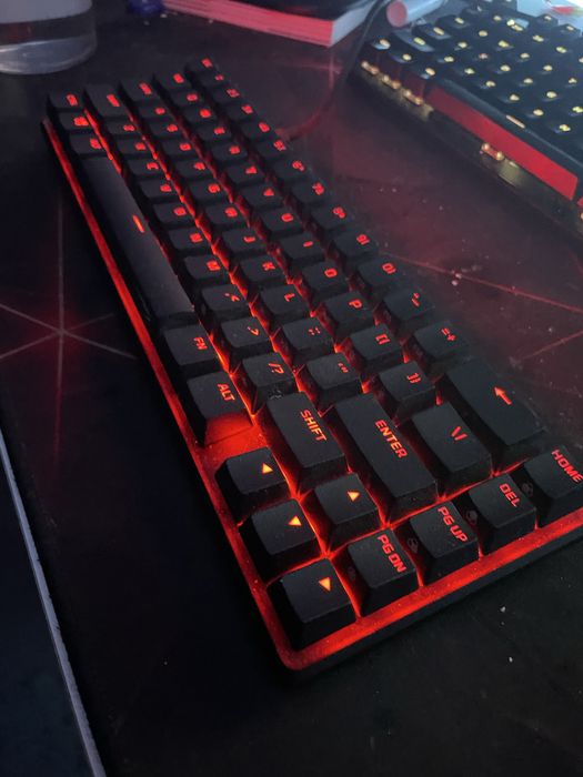 Klawiatura hyperx alloy origins 60 red