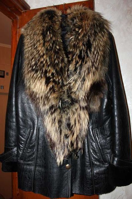 Натуральная женская дубленка Б/У