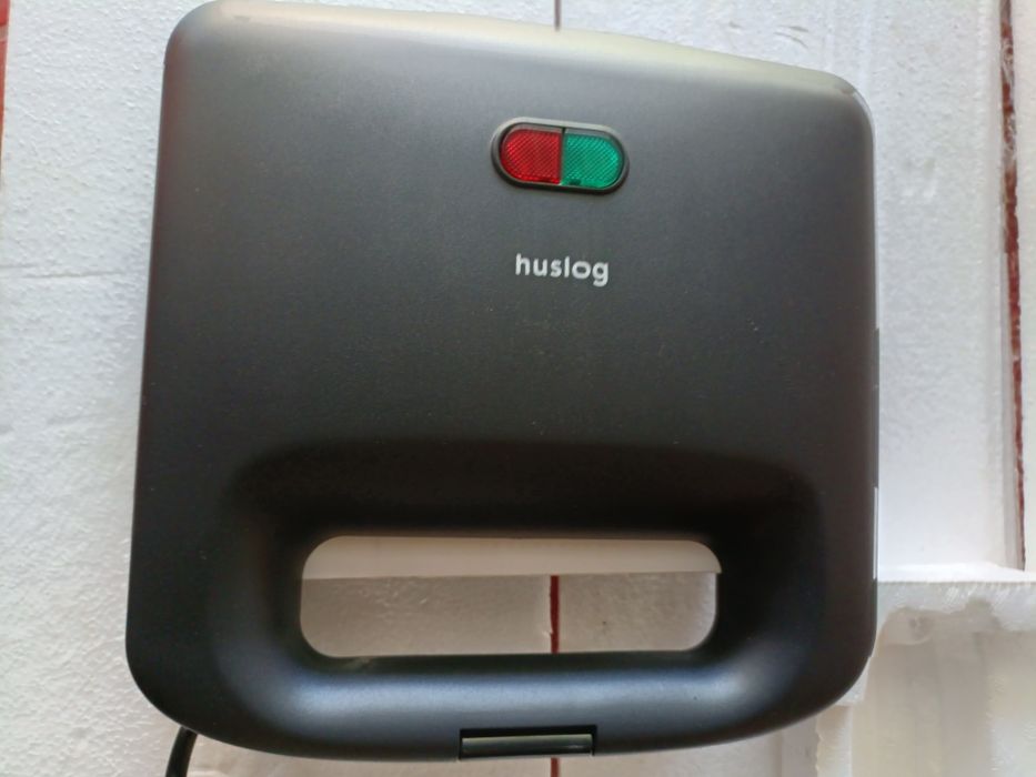 Opiekacz do kanapek Huslog  750W