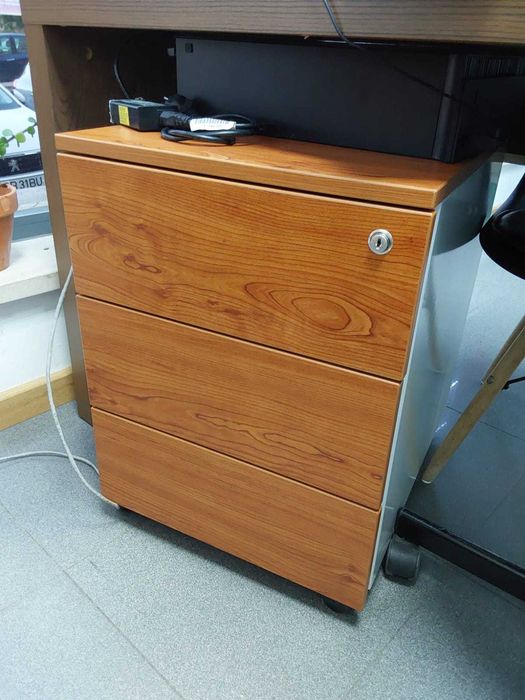 Módulo de gavetas com fechadura