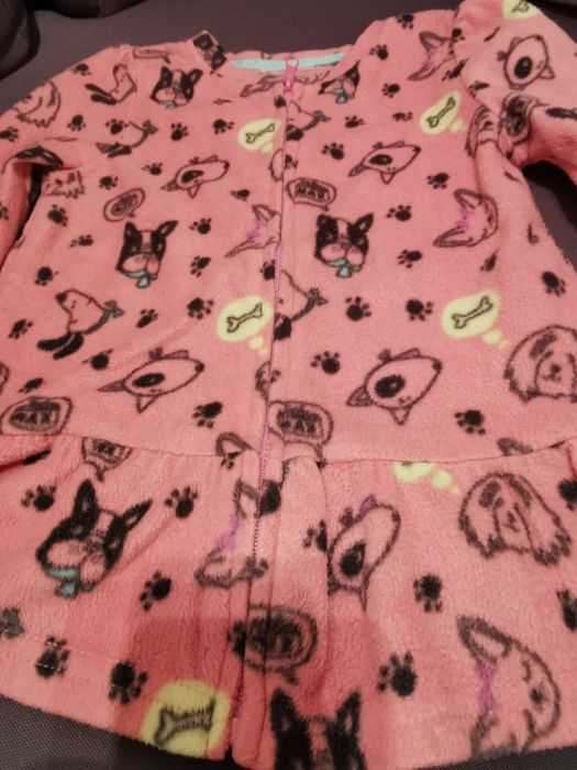 Bluza w pieski różowa