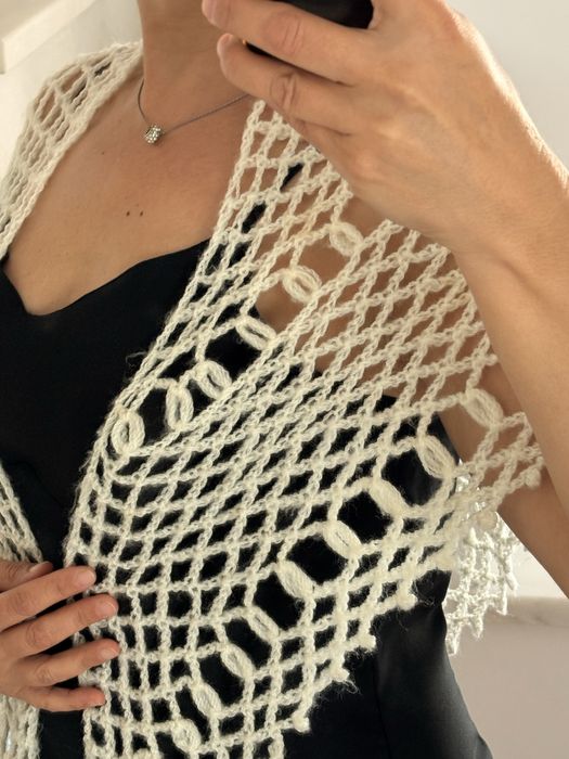 Xaile branco rendado artesanal [Tamanho aÚmico]