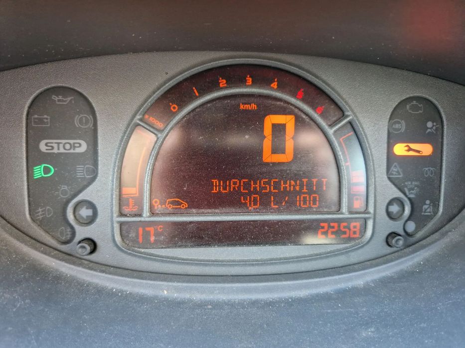 Renault Modus Trochę obdrapany ale oszczędny