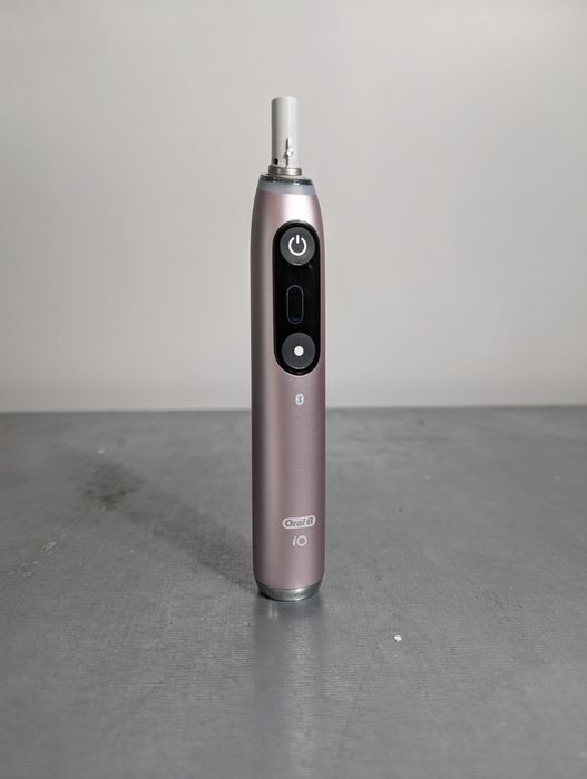 Szczoteczka iO 9 Oral-B Braun 9 trybów używana bez czujnika nacisku