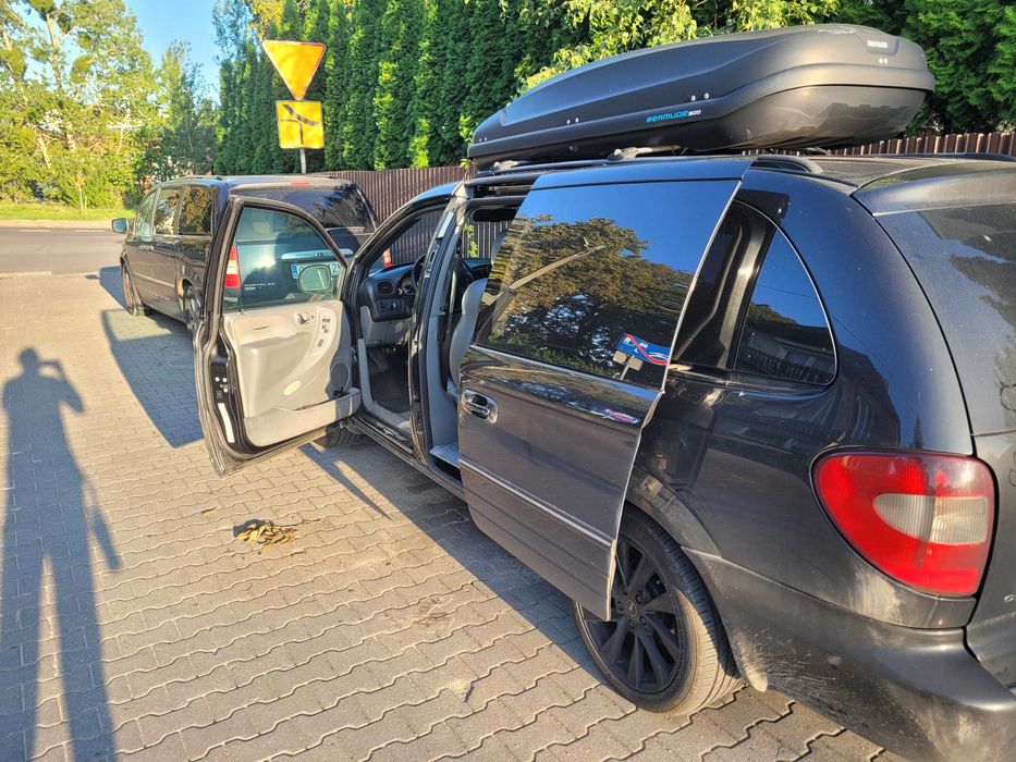 Sprzedam samochód Chrysler Grand Voyager 2008 rok 2,8 CRD