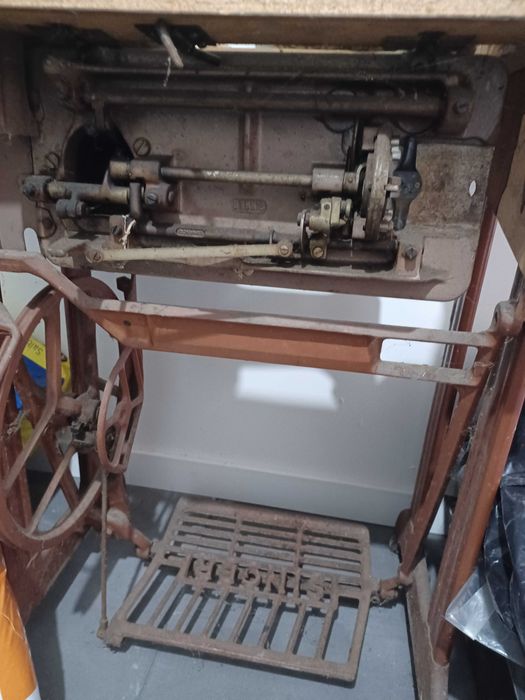 Máquina de costura Singer