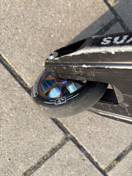 Hulajnoga wyczynowa Longway Summit Trick Scooter (Black/Neochrome)