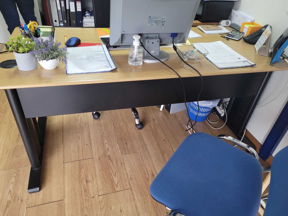 Office Desks – Various Dimensions64751310182531122