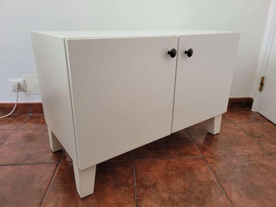 Armário baixo branco IKEA