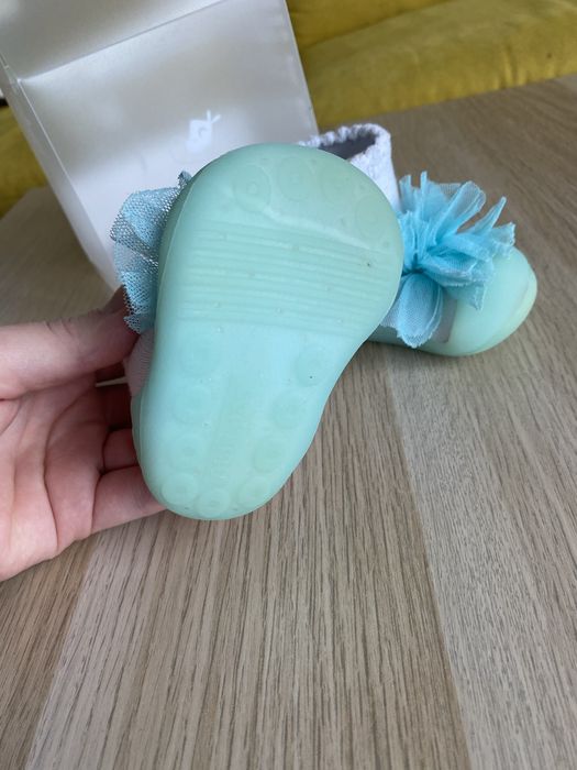 Attipasy skarpetko-buty roz S 19