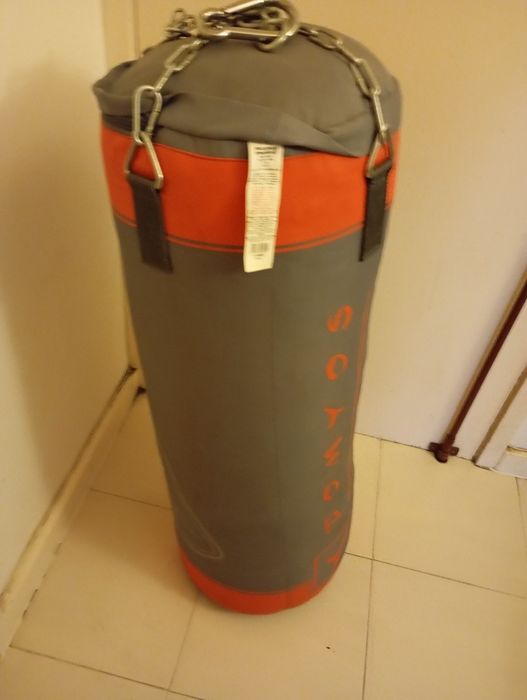 Saco de box usado em bom estado de conservação45€