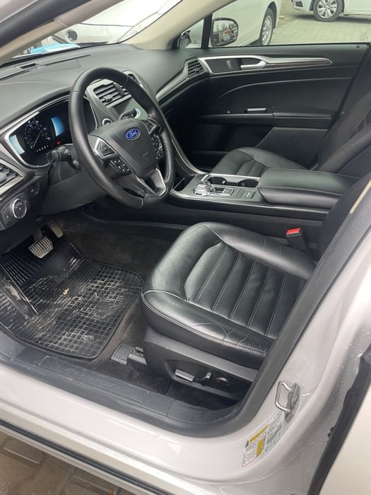 Сдам в аренду Ford Fusion Hybrid 18г.