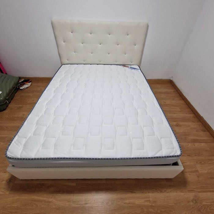 Camas de Casal Estofadas de Luxo 199€ Disp. em Várias Cores! 190x140m!