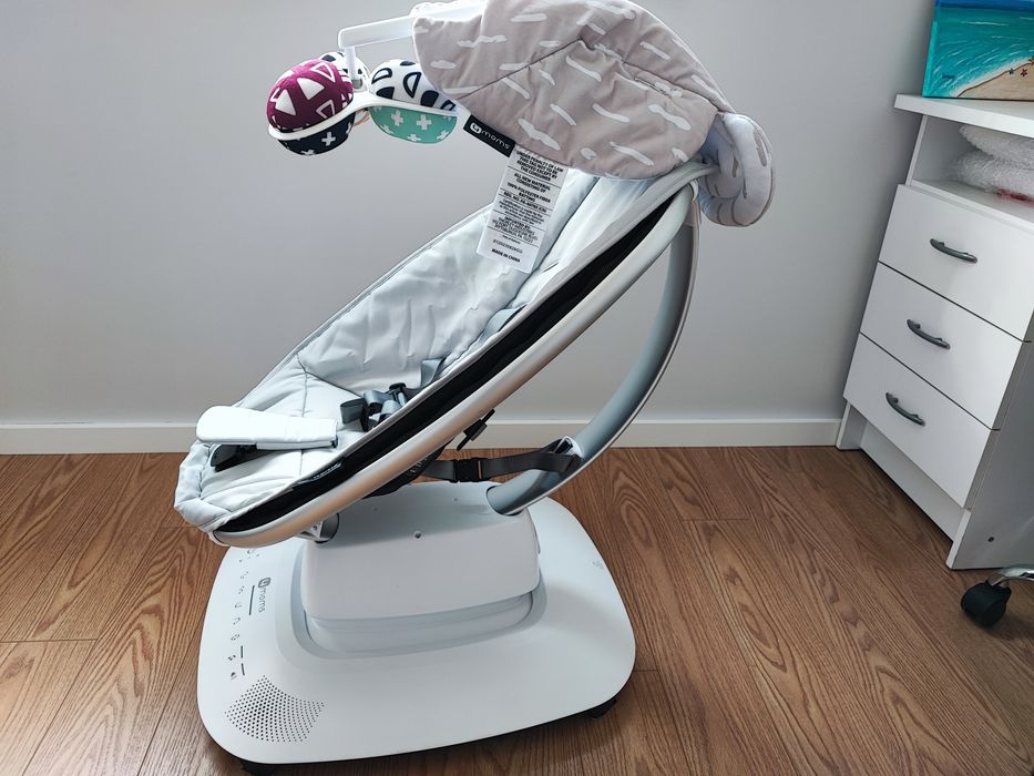 Cadeira/Baloiço 4moms mamaRoo 5.0  – Conjunto completo