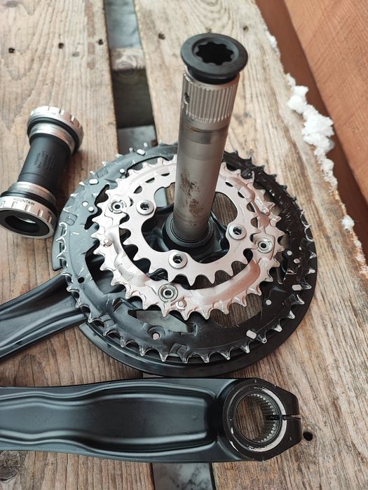 Korba rowerowa Shimano Deore M542 175mm  Hollowtech 2 Retro MTB