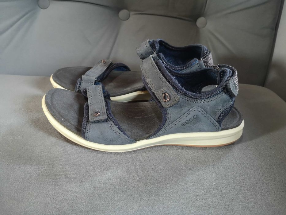 Buty ecco sandały r.39 skórzane