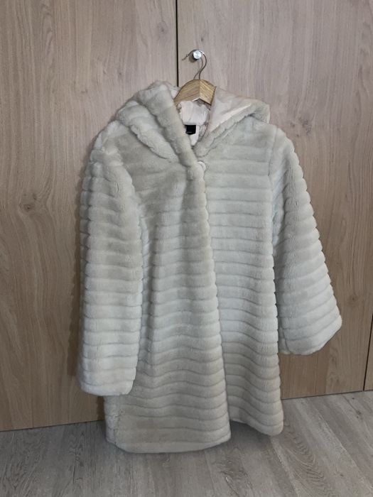 Casaco de pelo branco