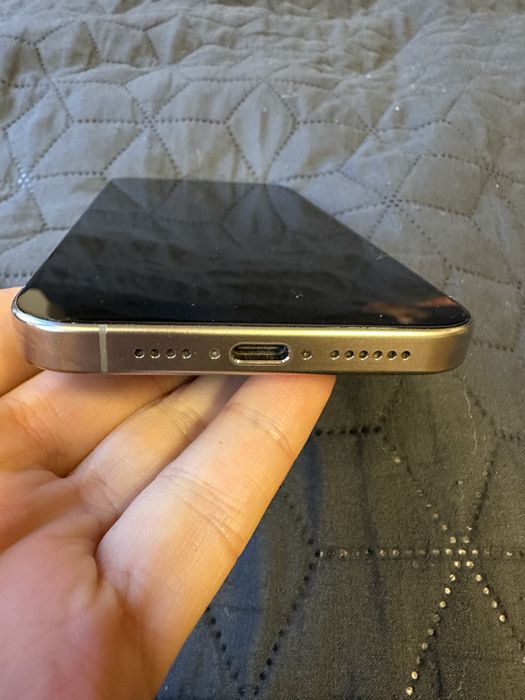 Apple iphone 15Pro Max 256 GB titanium