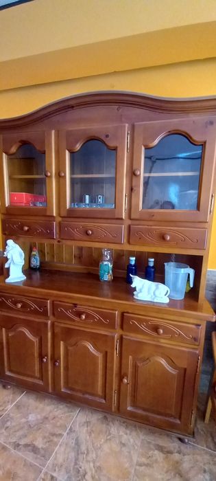 Armario de sala muinto bom estado