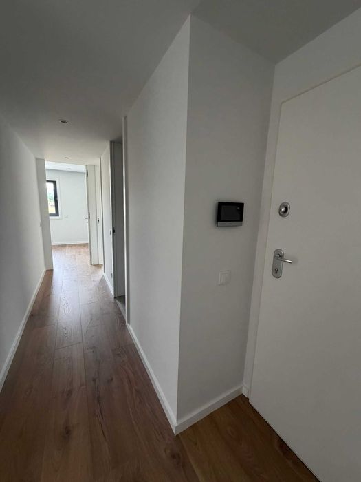 Apartamento T2 NOVO para arrendamento