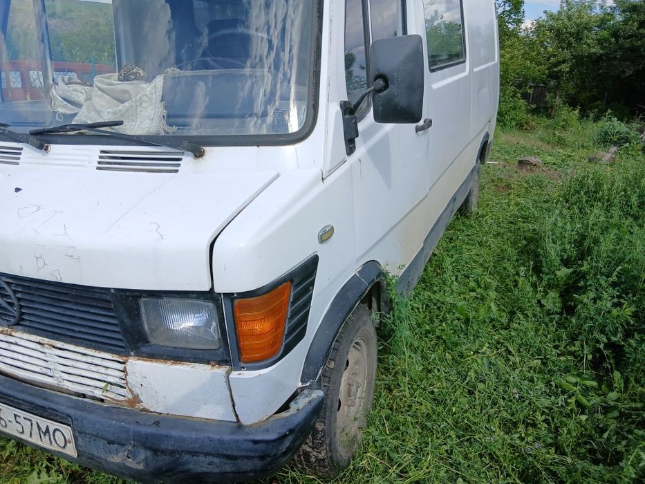 Мерседес 310 находу