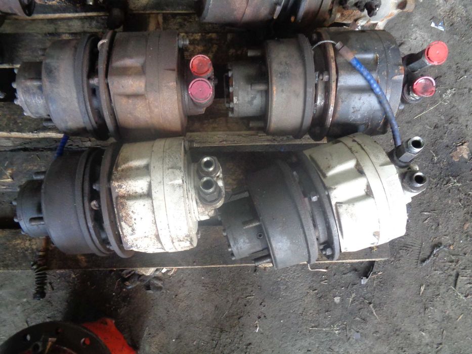 Zwolnica + silnik jazdy hydromotor SAI Modena P1G 220 9H D