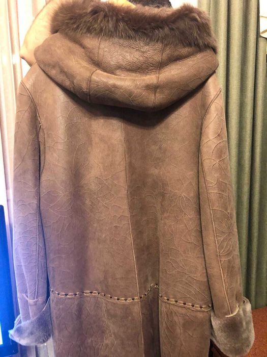 Дубленка женская.