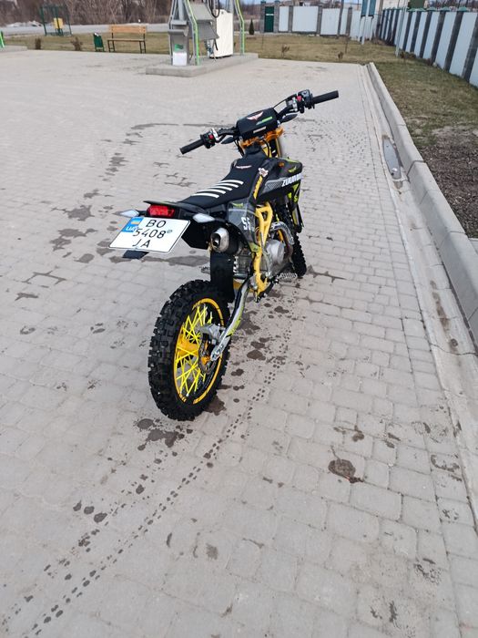 Продається мотоцикл зума 150